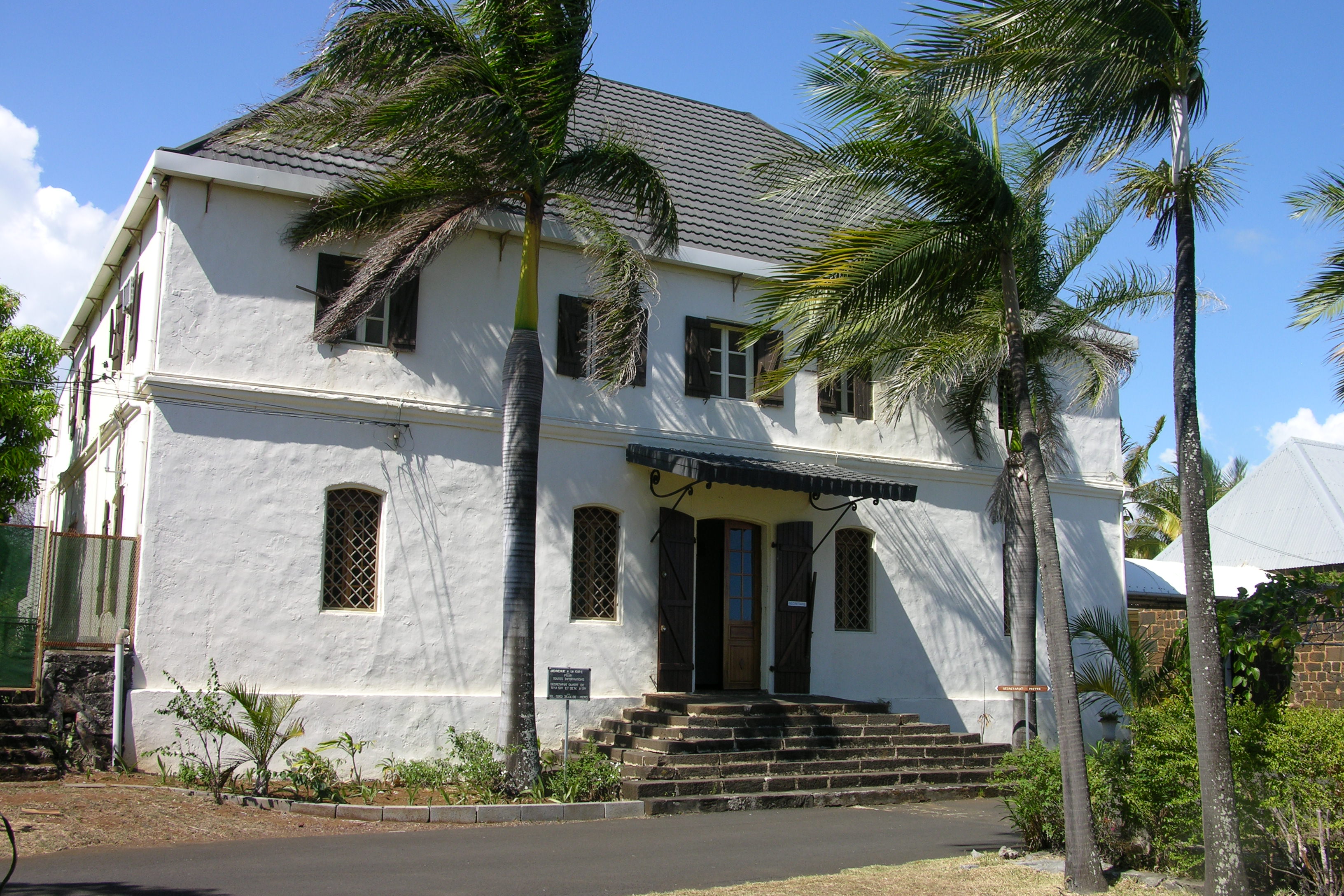 Cure, dite aussi Presbytère