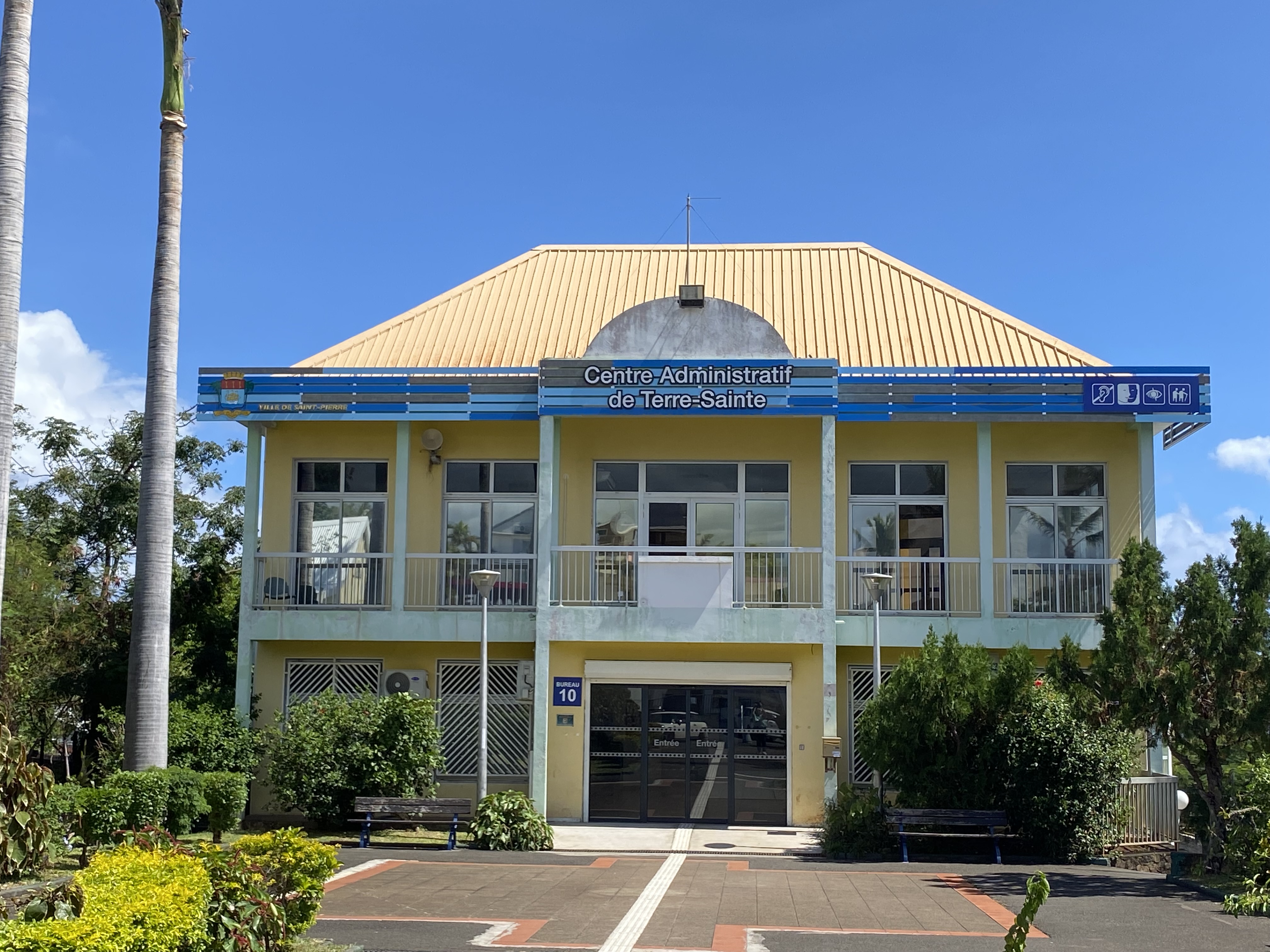 Mairie annexe de Terre-Sainte