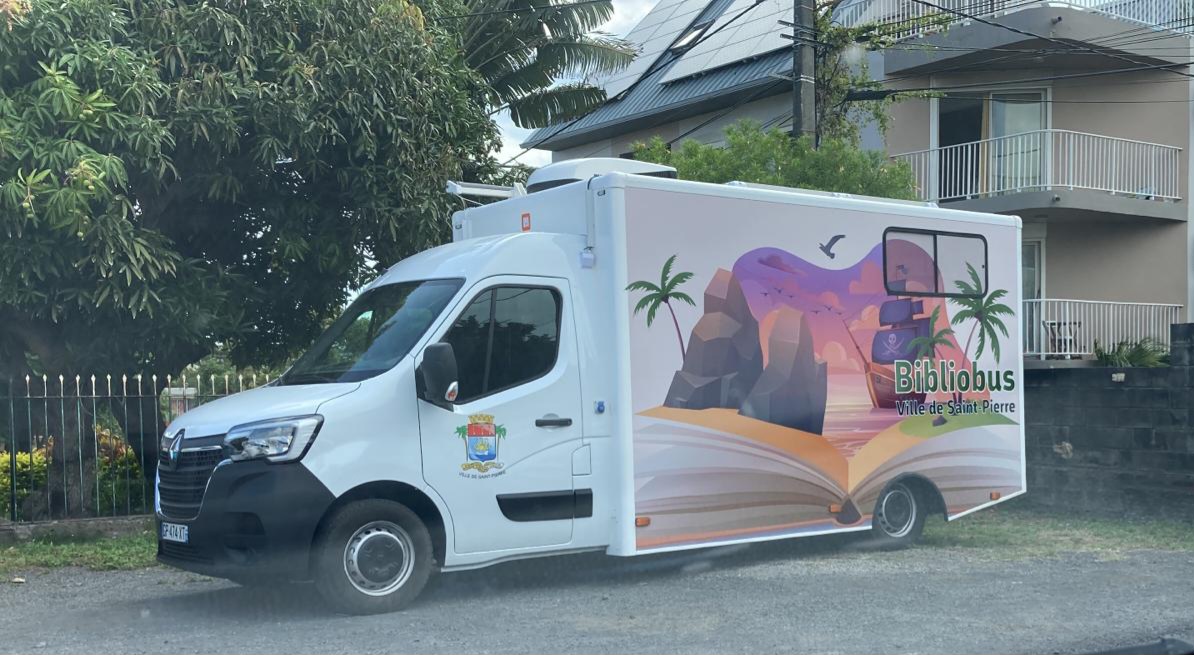 Lecture : un nouveau bibliobus