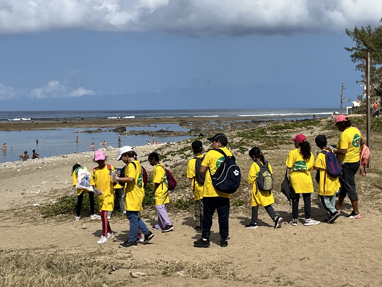 clean up st pierre plage