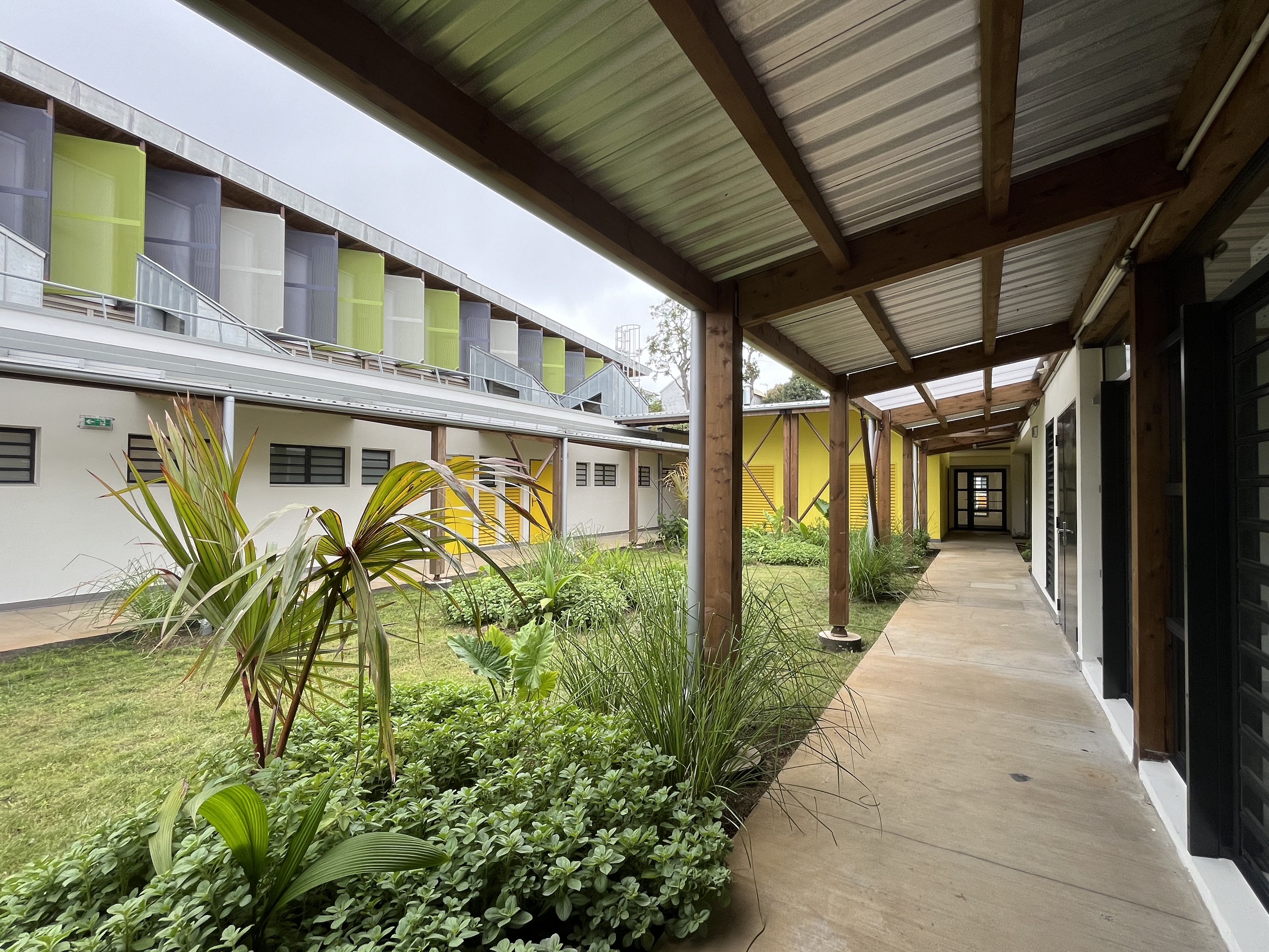 COMPLEXE SPORTIF RAVINE DES CABRIS INAUG 221024