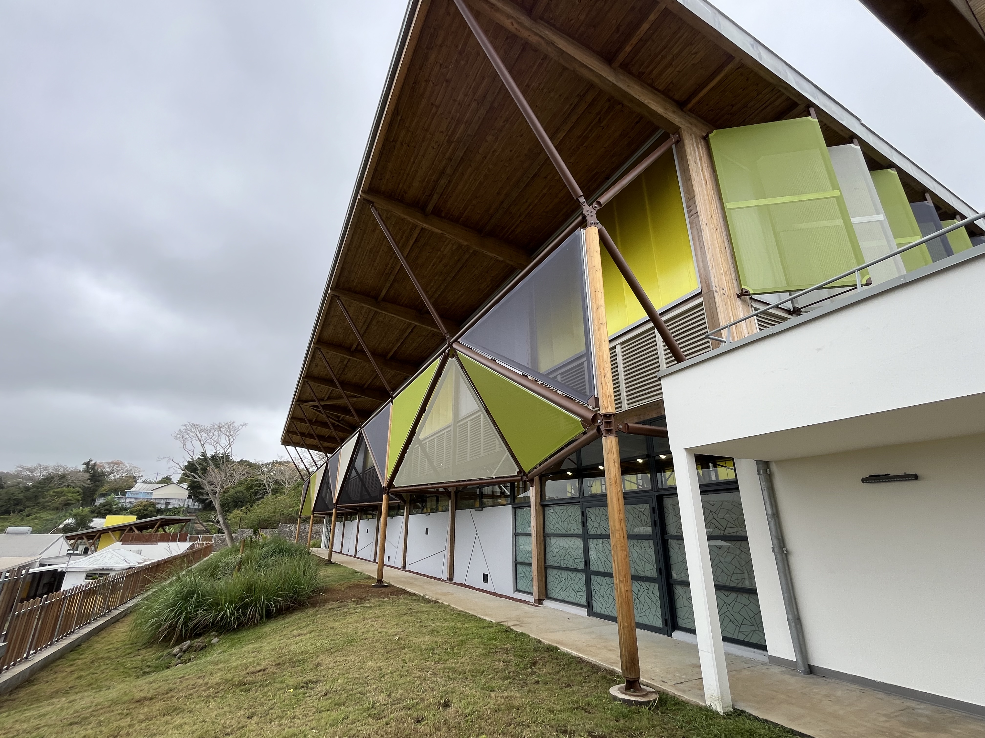 COMPLEXE SPORTIF RAVINE DES CABRIS INAUG 221024