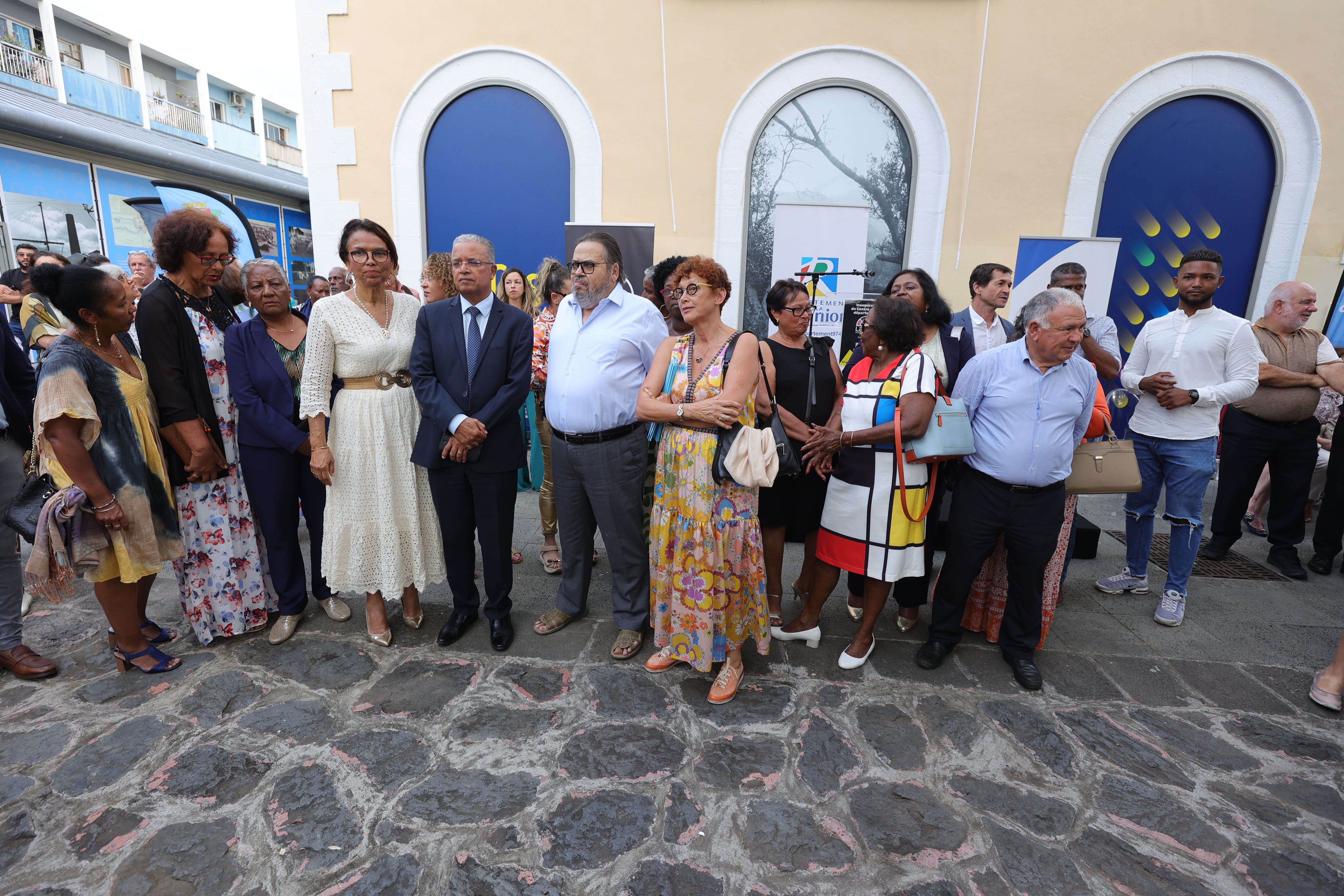 inauguration centre d'art