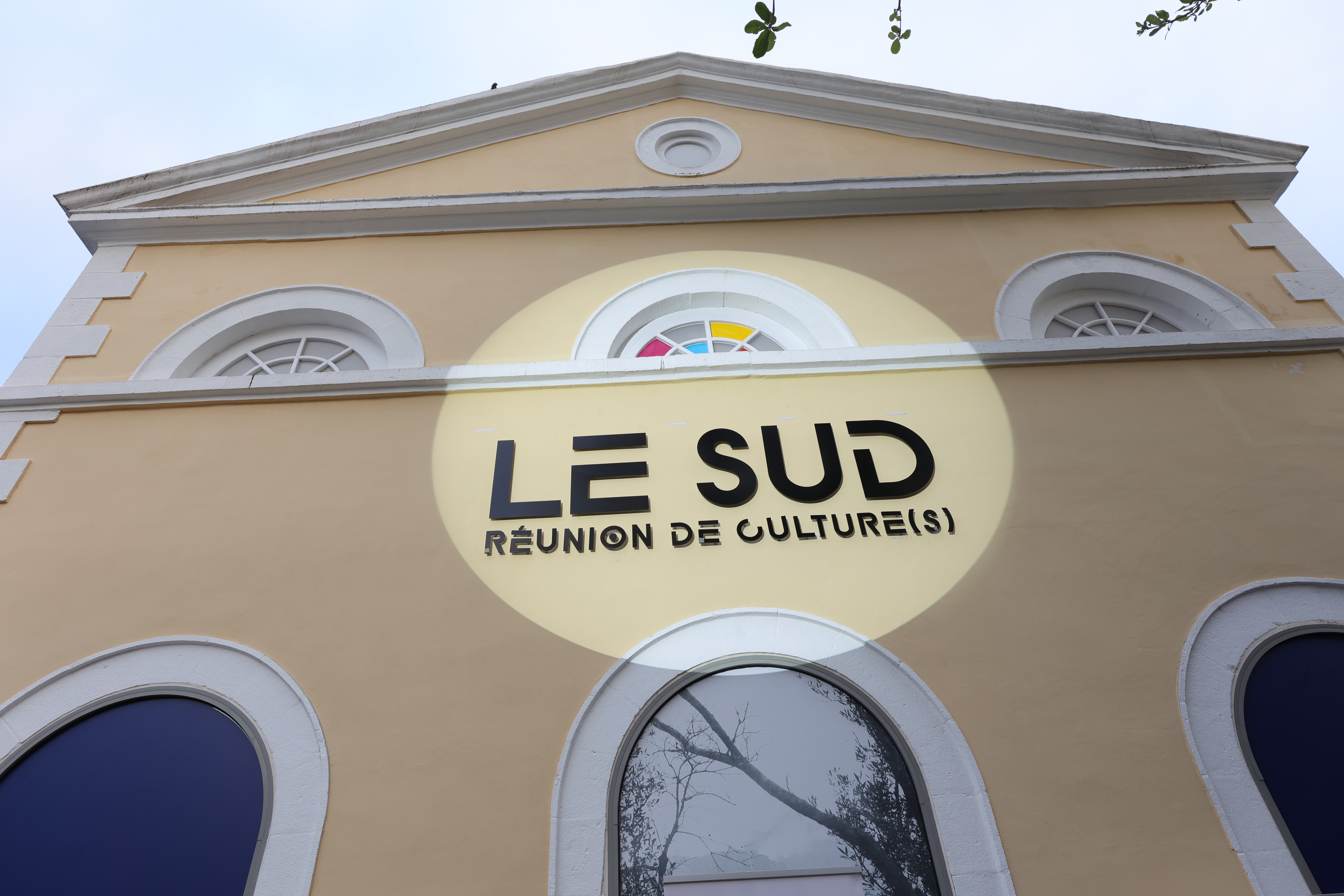 inauguration centre d'art