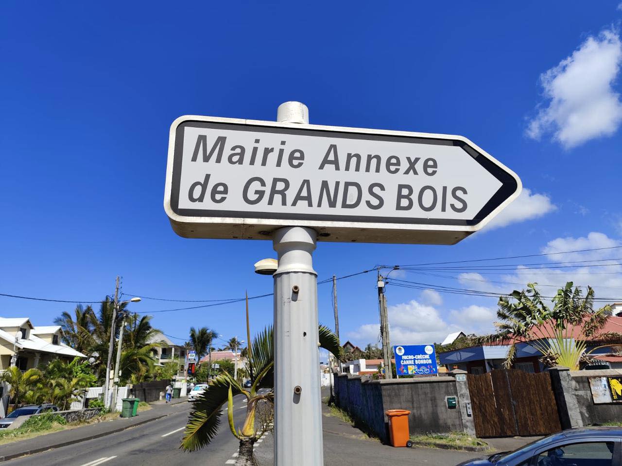 Mairieannexegrandboispanneau