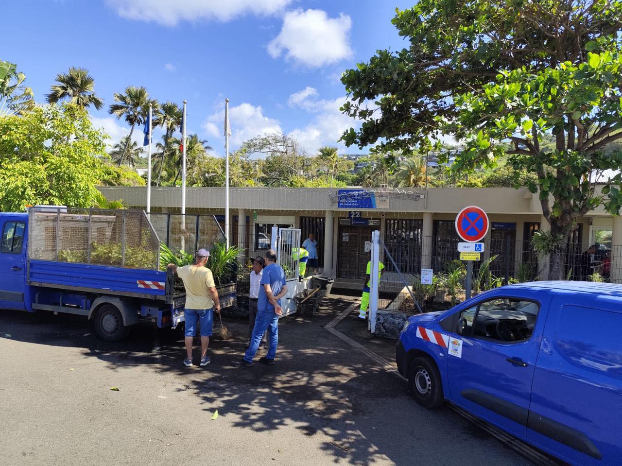 Grandboisvegetalisationmairieannexe131224