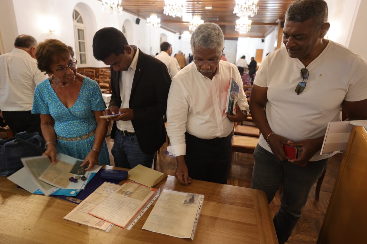 HOMMAGEDEGAULLE301124