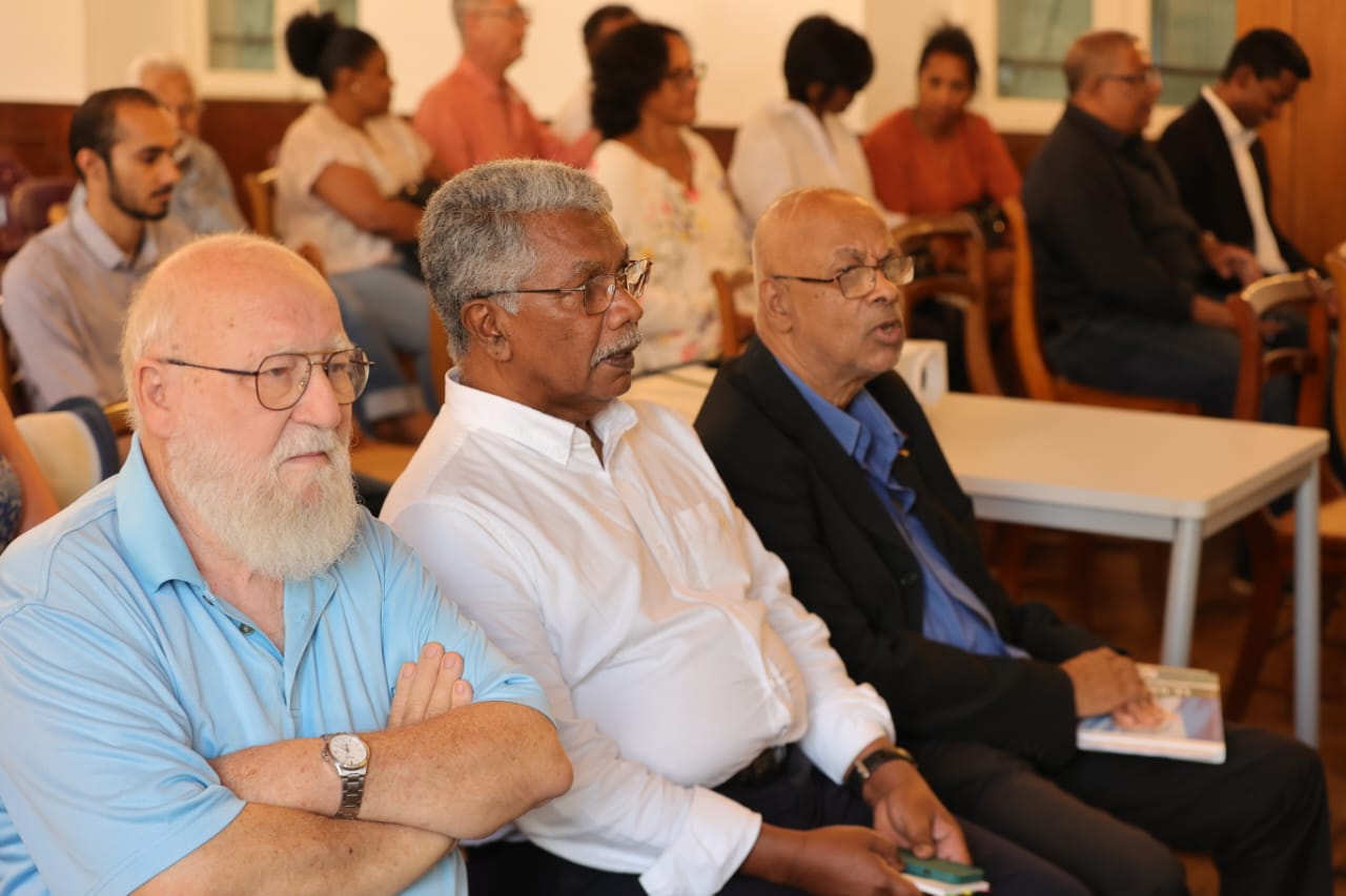 HOMMAGEDEGAULLE301124 victoria