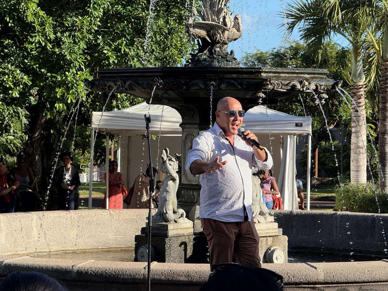 Saint-Pierre a célébré les mamans au centre-ville et dans les quartiers 