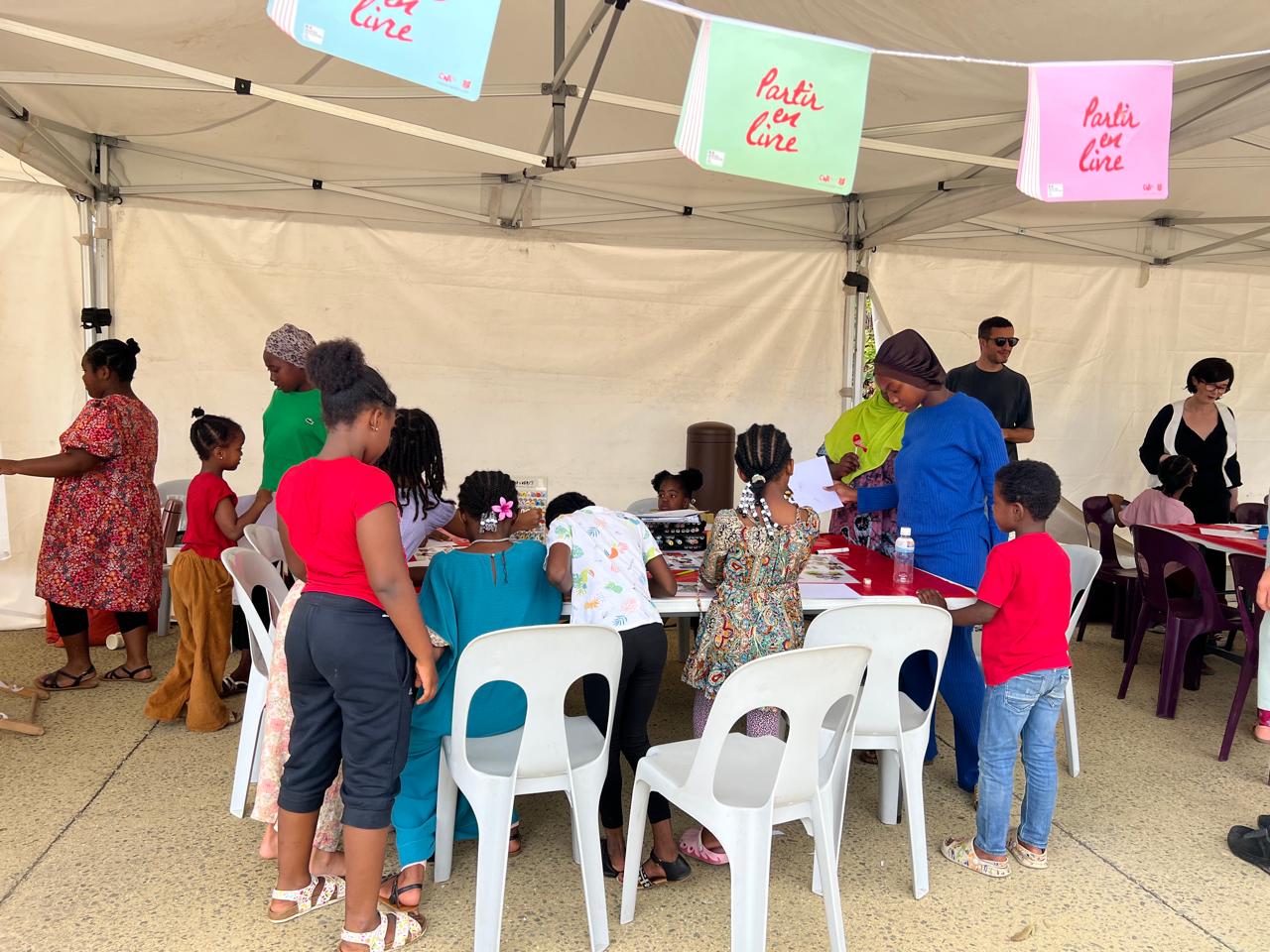 Athéna dans les quartiers