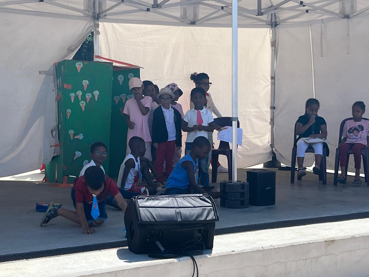 Athéna dans les quartiers