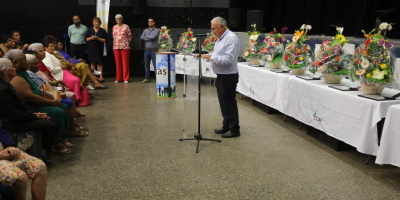 13 familles de Saint-Pierre reçoivent la Médaille de l'Enfance et de la Famille ce 5 septembre 2024